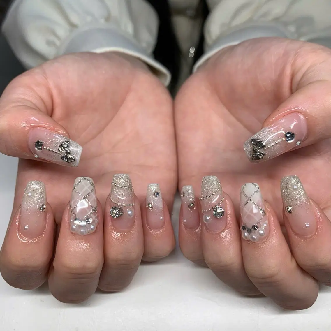 ネイル ハンドネイル XIINH NAIL SALONのネイルデザイン