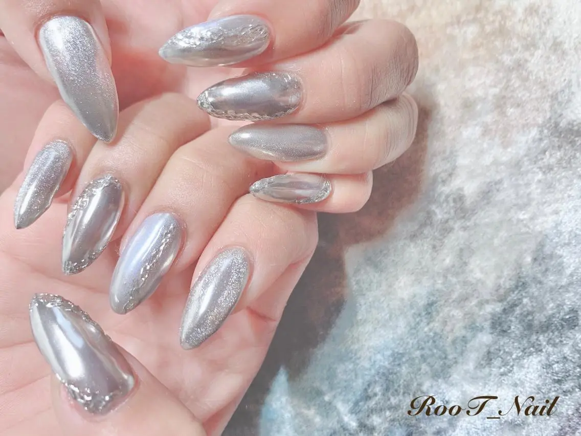 メンズ ネイル ミラーネイル シルバー ハンドネイル RooT Nailのネイルデザイン