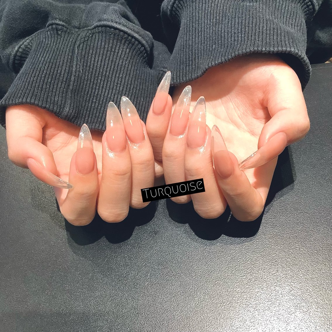 ネイル 個性派ネイルサロン 💅🏼ターコイズのネイルデザイン