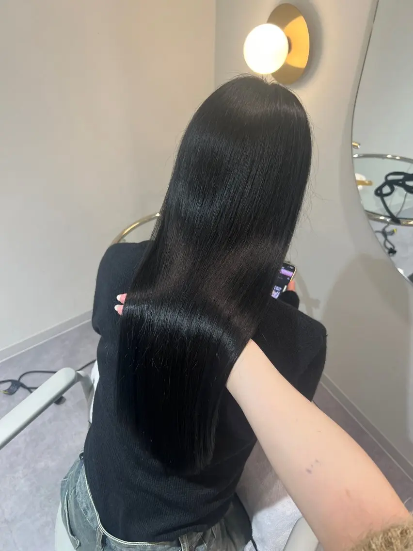 ロング カット ヘアカラー トリートメント 美髪✨艶髪✨髪質改善 カラー特化🌙鈴屋和のヘアスタイル