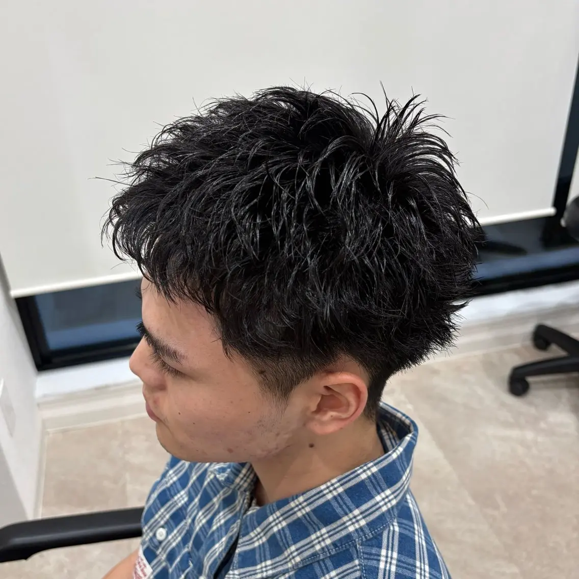 ショート パーマ メンズ カット パーマ 🐦‍🔥フェザーパ ーマ🐦‍🔥きるやのヘアスタイル