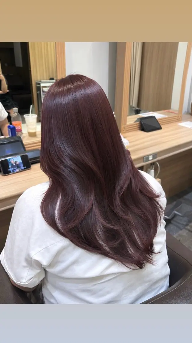 ロング くびれヘア ハイレイヤー レイヤーカット 大川 夏緑のヘアスタイル