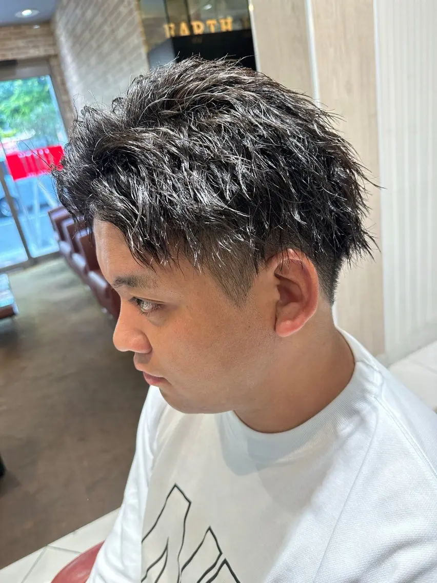 ショート パーマ メンズ フェザーパーマ メンズパーマ ニュアンスパーマ 💈メンズ特化 美容師サキ💈のヘアスタイル