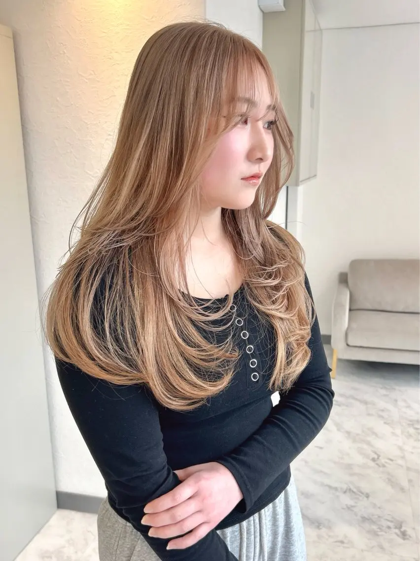 【学割価格❣️】ブリーチカラーの写真