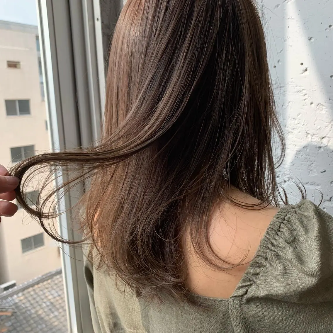セミロング カラー パーマ ヘアアレンジ カット 縮毛矯正 トリートメント ヘッドスパ 小田 莉加子のヘアスタイル