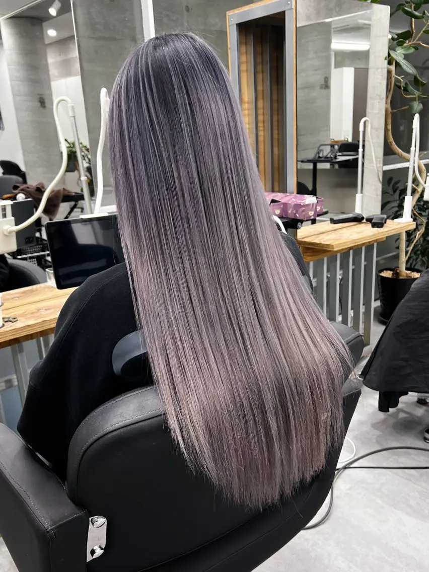 ロング カラー バレイヤージュ ブリーチ レイヤーカット ヘアカラー トリートメント welring hair salonのヘアスタイル
