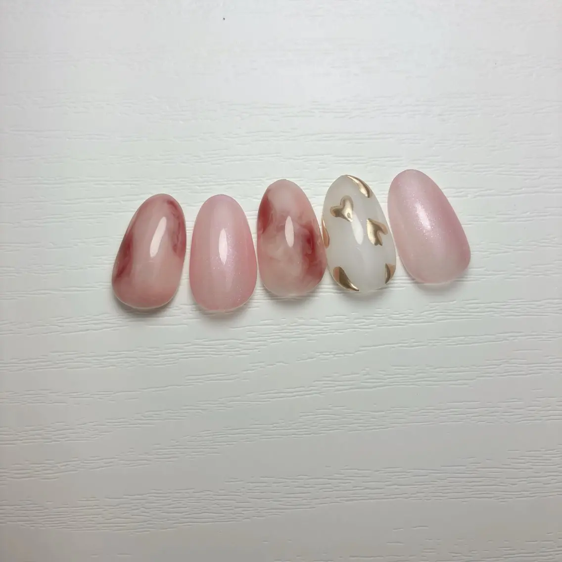 ネイル フットネイル 氷ネイル・うるうるネイル マグネットネイル ニュアンスネイル シンプルネイル ハンドネイル nail salon anoneのネイルデザイン