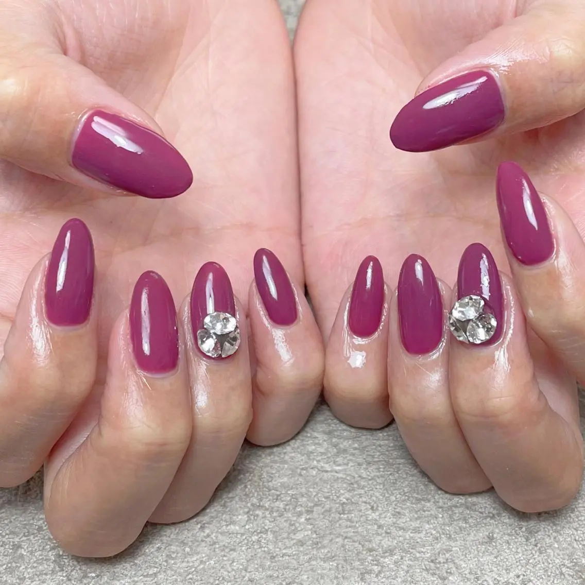 ネイル ハンドネイル nailroom DIASOMNIAのネイルデザイン
