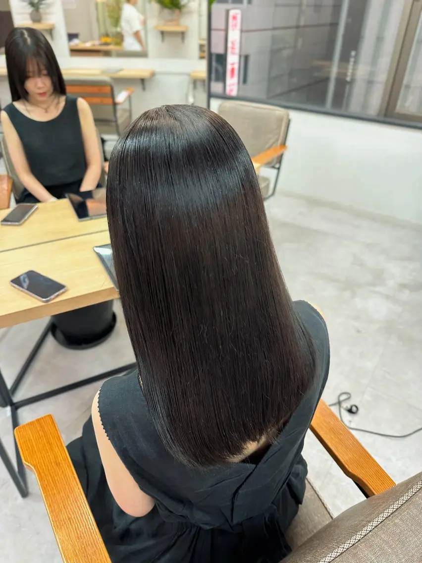 セミロング 髪質改善 トリートメント 髪質改善/ストレート 根上のヘアスタイル
