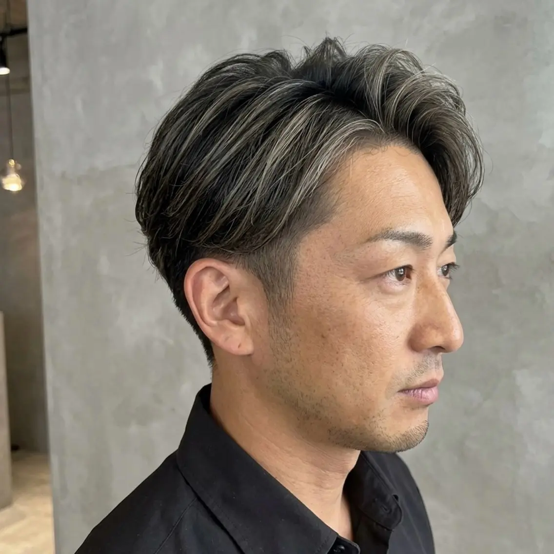 【白髪ぼかし✨】白髪ぼかしハイライト+オンカラー+メンズカット+ケアTrの写真