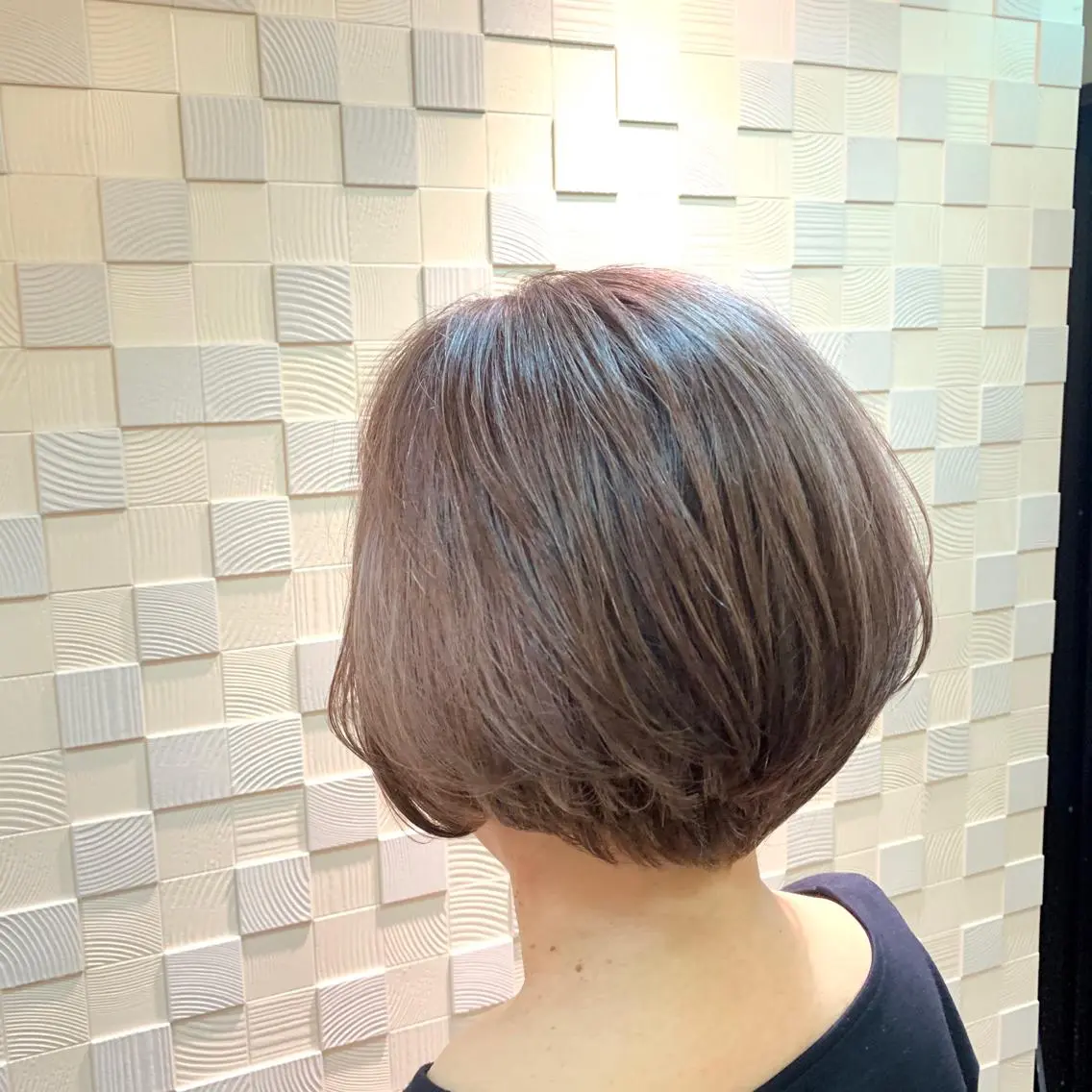 ショート カラー ブリーチ カット ヘアカラー トリートメント LINK yumiのヘアスタイル
