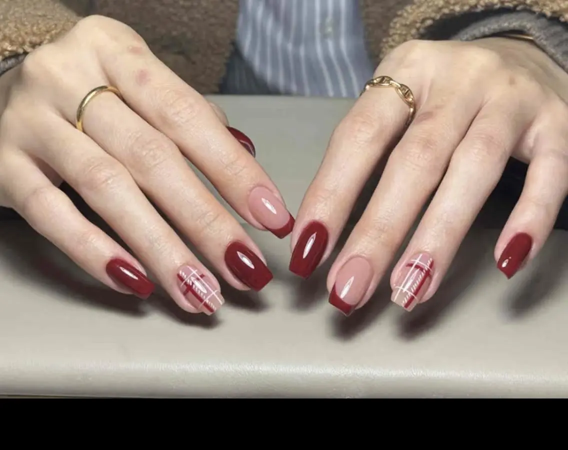 ネイル ハンドネイル ハンドケア 🍑 momo_nailのネイルデザイン
