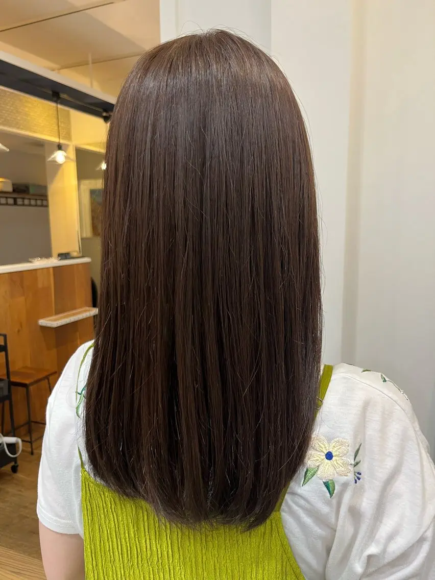 ロング カラー ブリーチ 透明感カラー オリーブカラー 縮毛矯正 トリートメント ヘアカラー トリートメント 無料カットモデル✨ ✂️Nanami🌷のヘアスタイル