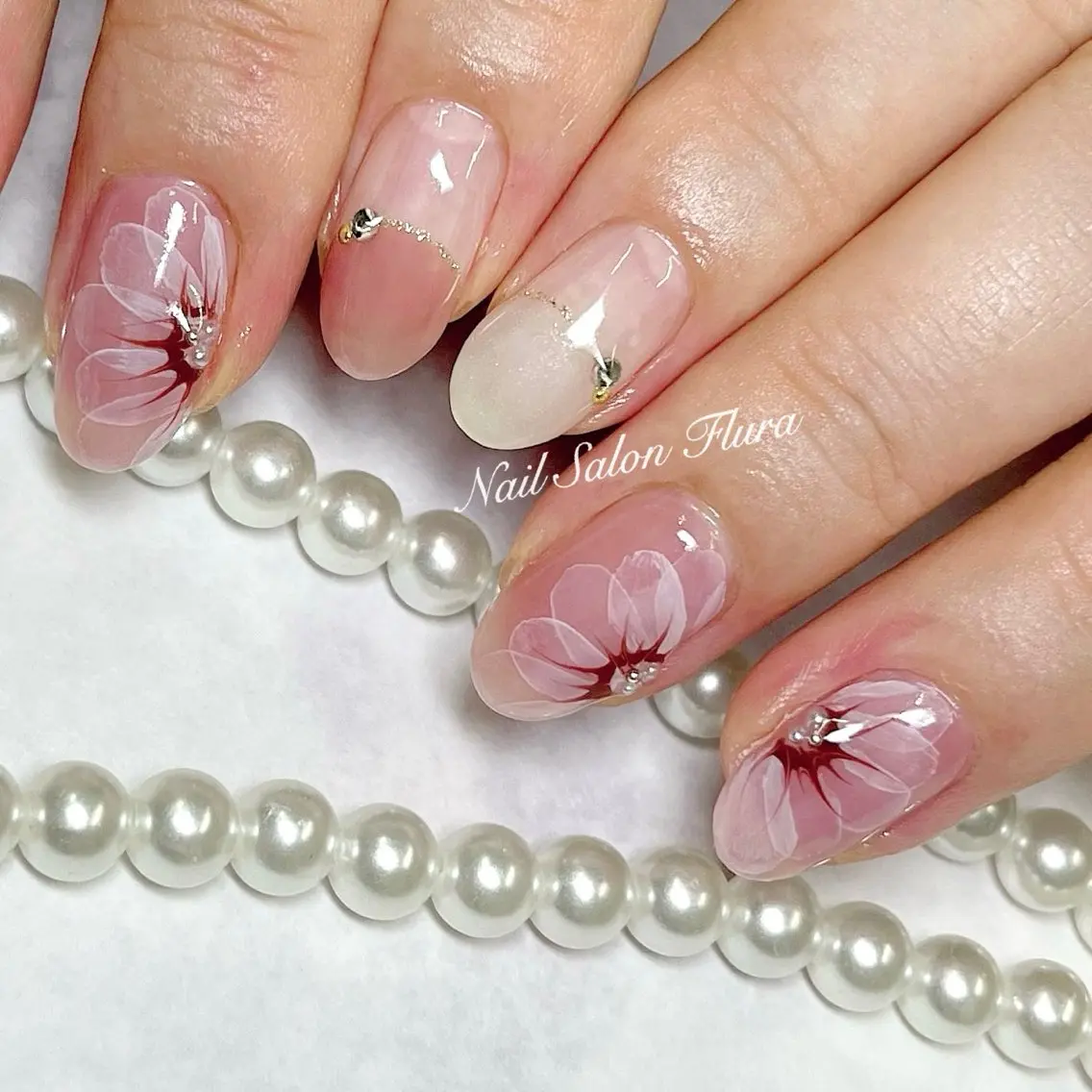 ネイル フラワーネイル NailSalon Fluraのネイルデザイン