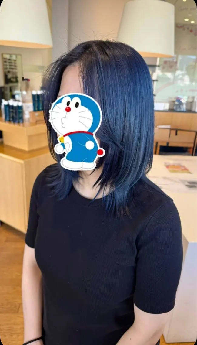 カラー ブルーカラー ネイビーカラー 中島 紗來のヘアスタイル