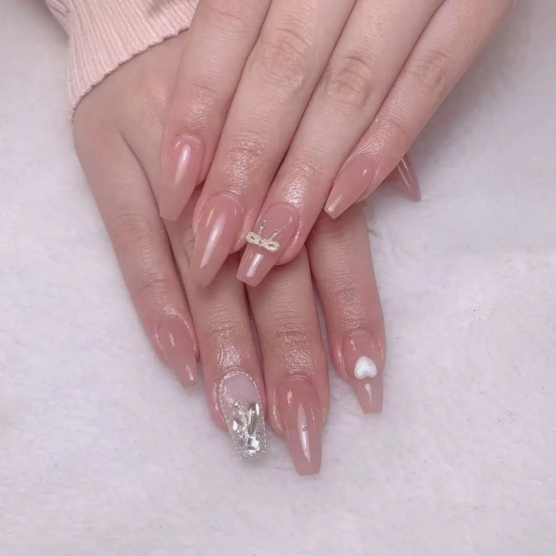 ネイル Amina nail salonのネイルデザイン
