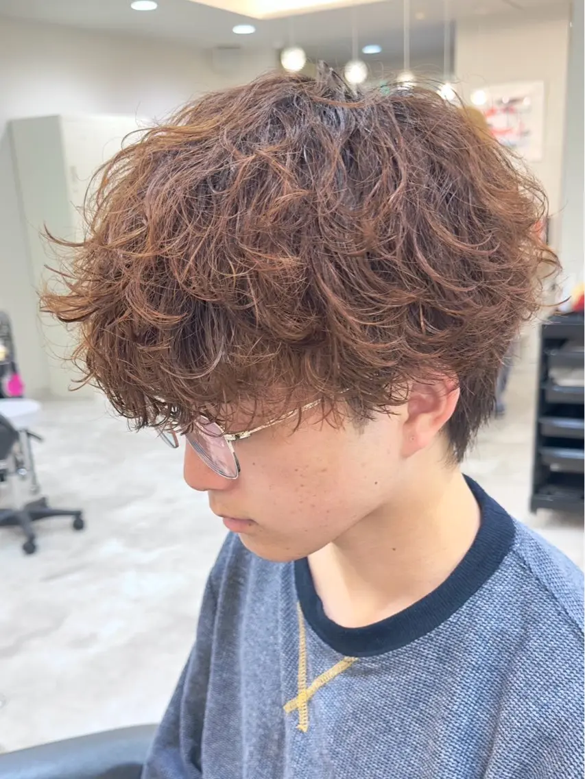 【流行りの韓国ヘア】メンズカット×シャドウパーマの写真
