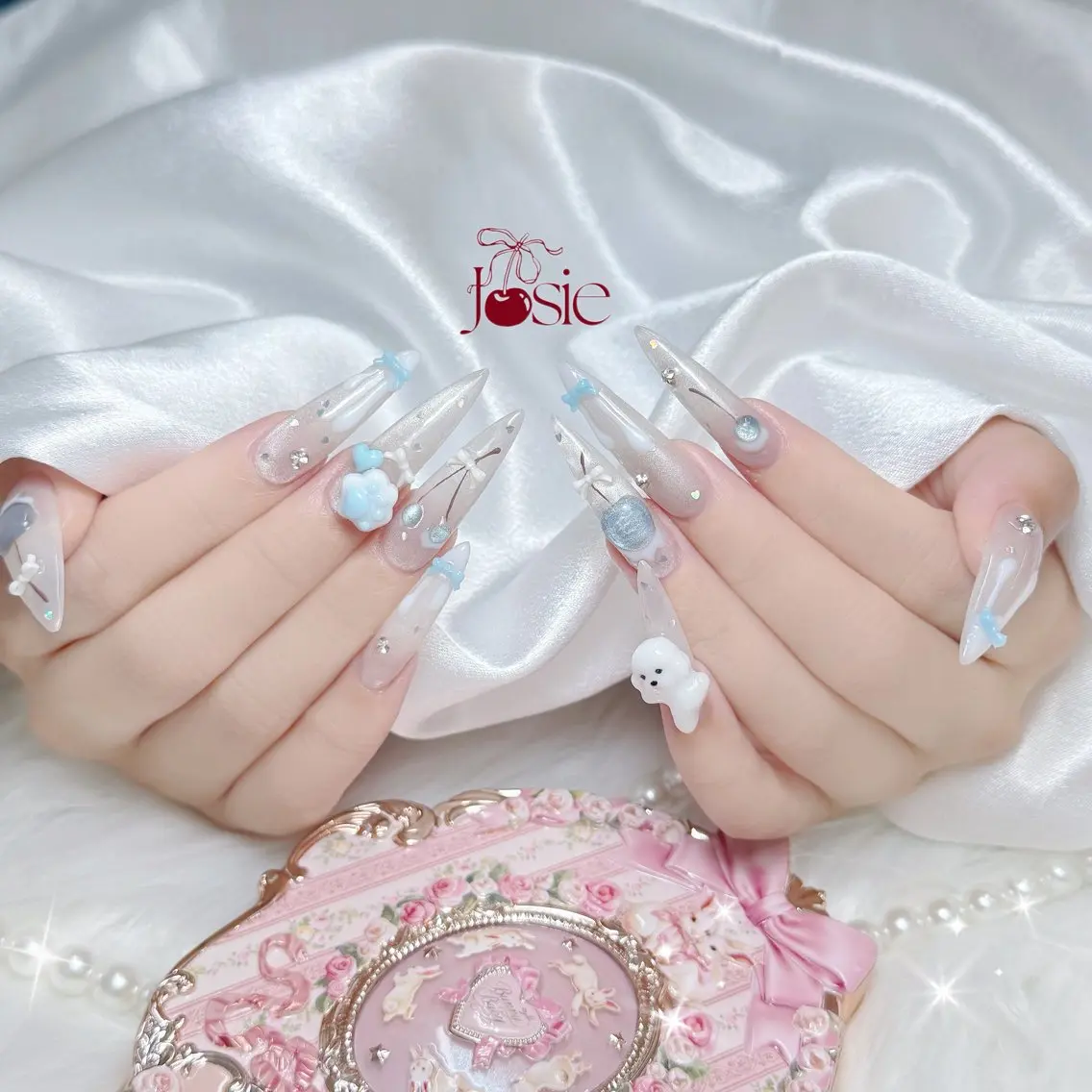 ネイル キラキラネイル 韓国ネイル 持ち込み ワンホンネイル ハンドネイル JOSIE nail studioのネイルデザイン