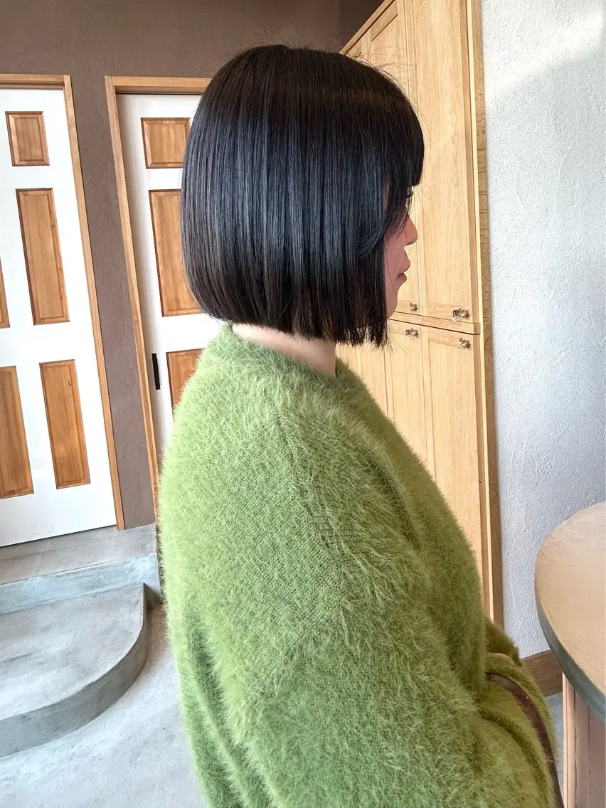 ショート ボブ カット ヘアカラー 阿部野 明優梨のヘアスタイル