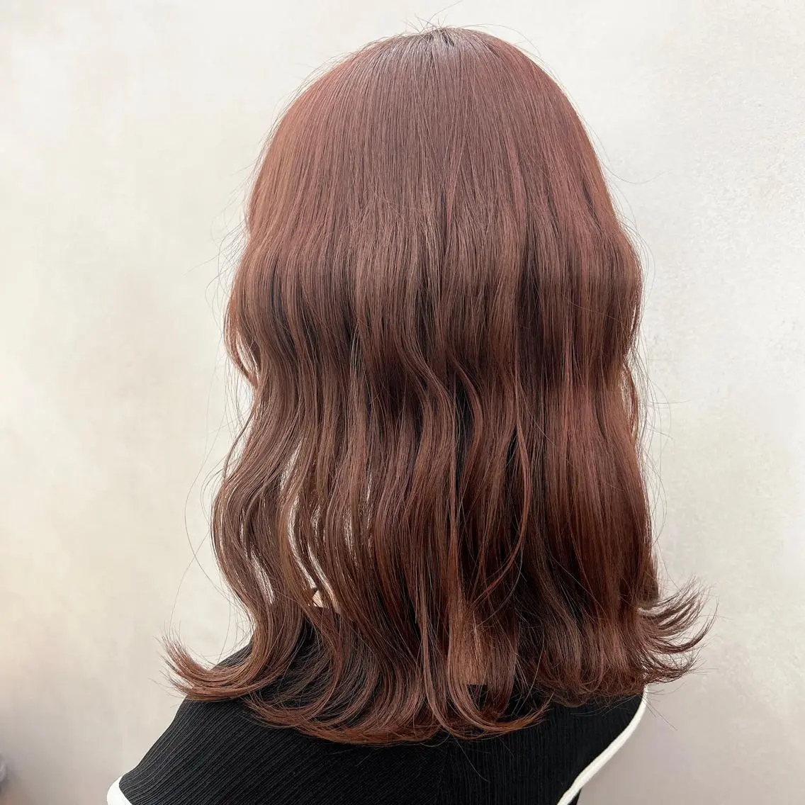セミロング カラー 髪質改善⌇透明感 カラー⌇川上葵のヘアスタイル