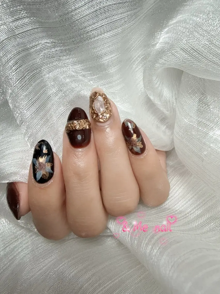 ネイル ハンドネイル &ME タカのネイルデザイン