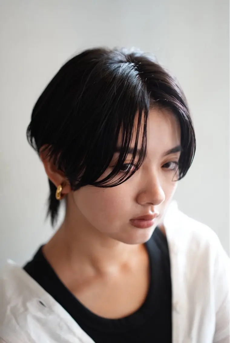 ショート カラー 八幡 空乃のヘアスタイル