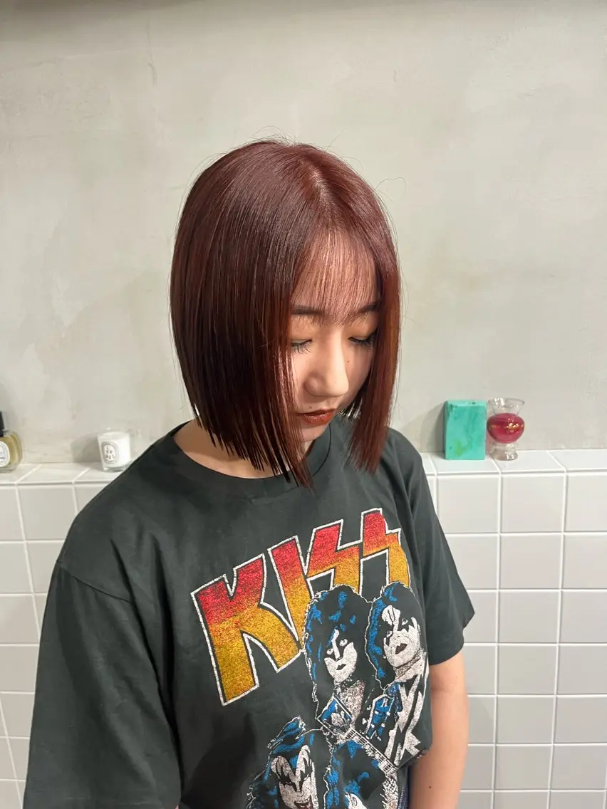 ミディアム カラー オレンジ オレンジレッド レッドカラー ボブ anon Loemのヘアスタイル