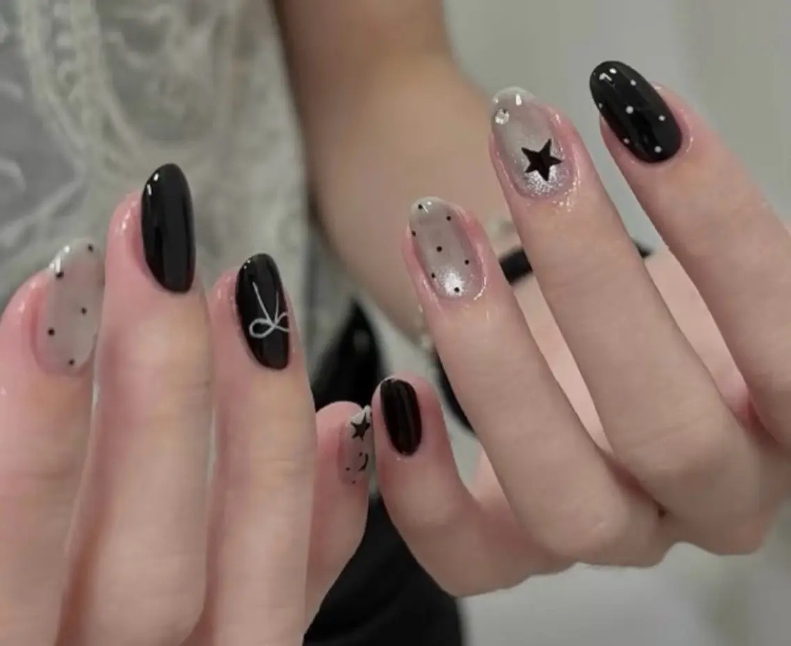 ネイル ハンドネイル H3 Nail Tsuki🦋💙のネイルデザイン