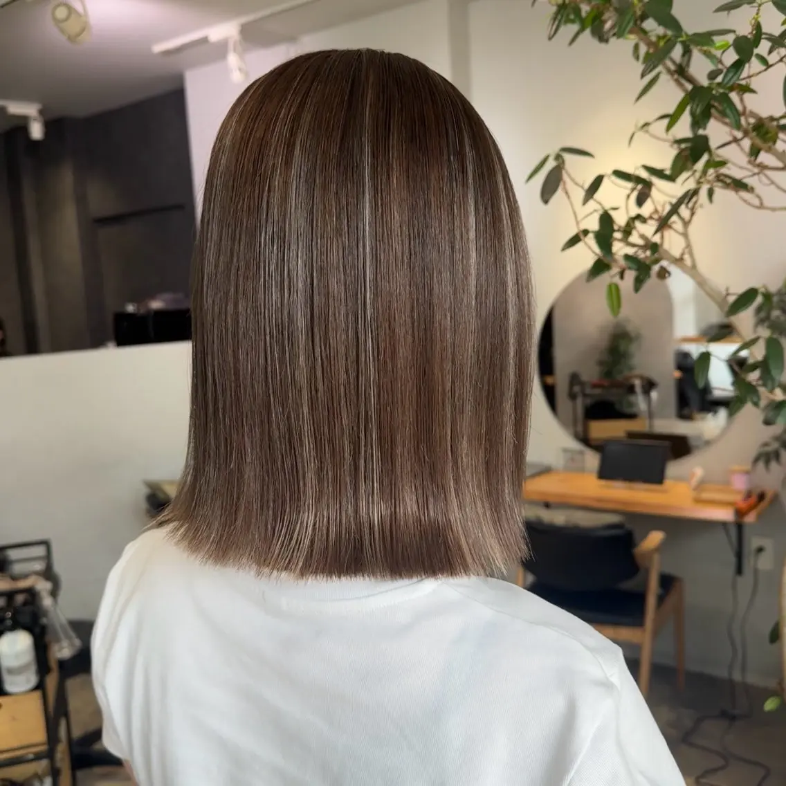 ショート カラー ハイライトカラー ハイライト ヘアカラー 吉田 葉音のヘアスタイル