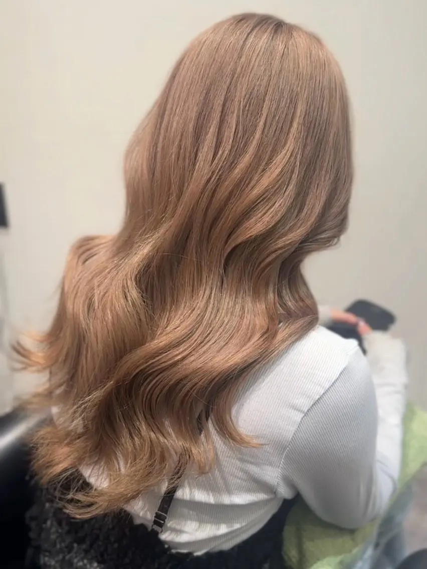 セミロング カラー カット ヘアカラー 韓国風スタイル 北田陸斗のヘアスタイル