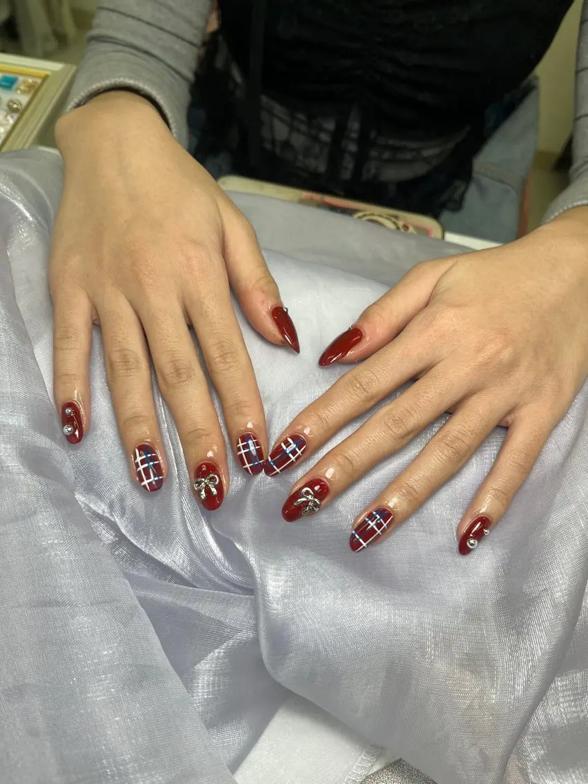 ネイル ハンドネイル ongles chicのネイルデザイン