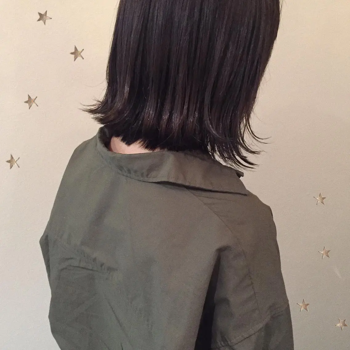 ミディアム カラー 市川 千夏のヘアスタイル