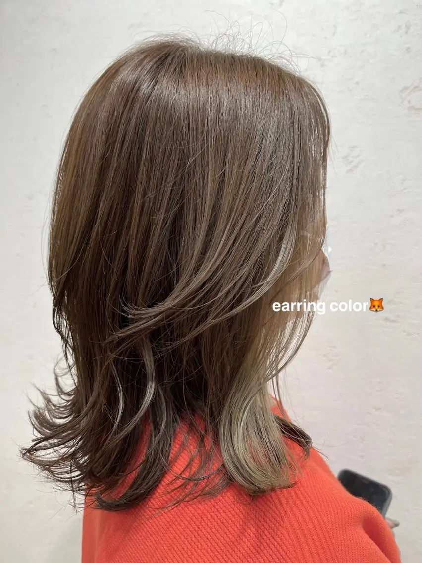 ミディアム カラー イヤリングカラー レイヤーカット 諸戸 龍加/カットモデルのヘアスタイル