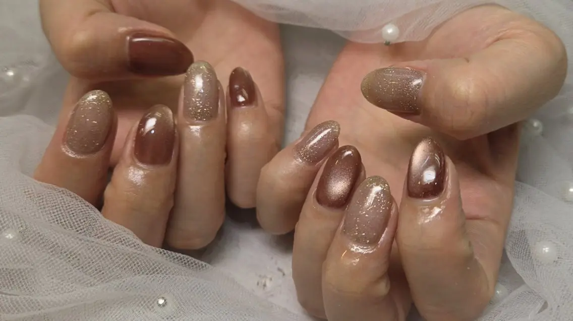 ネイル ハンドネイル QueenNail 🧸NAMIのネイルデザイン