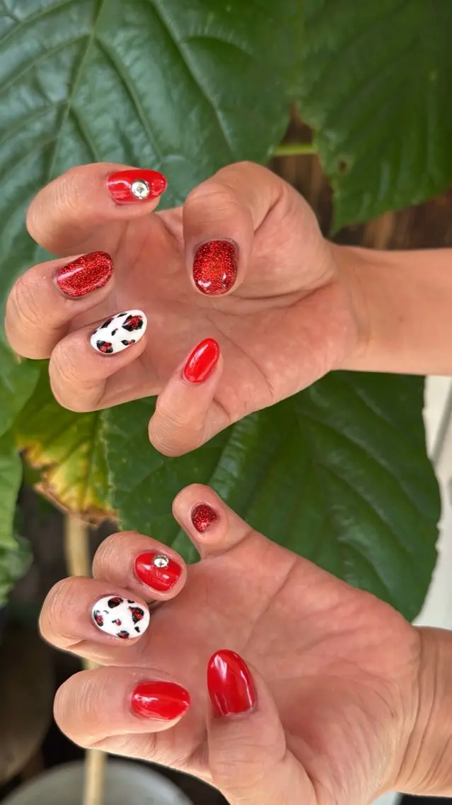 ネイル フラッシュネイル フラッシュマグ フットネイル フレンチネイル 韓国ネイル ハンドネイル SAKU nail 作島茜のネイルデザイン