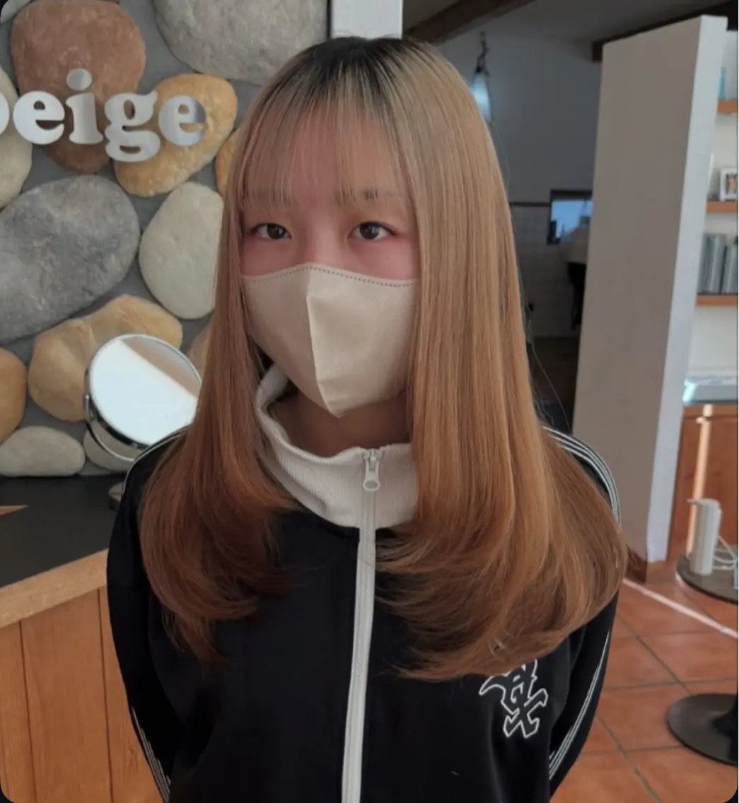 ロング カット 藤田 ゆりなのヘアスタイル