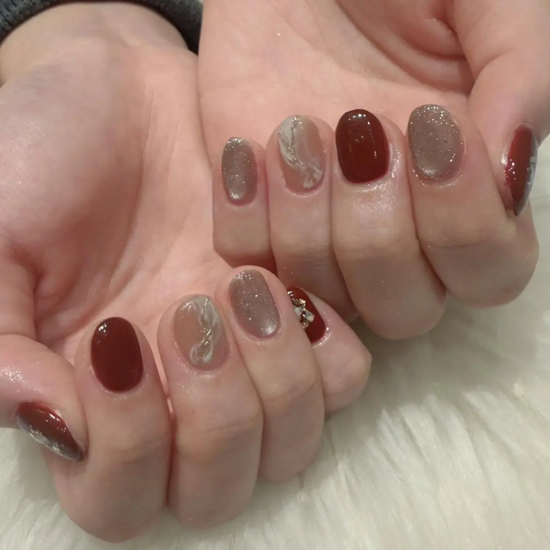 ネイル 赤色 ハンドネイル Kanai Harukaのネイルデザイン