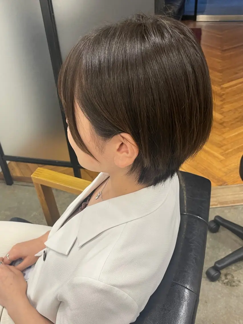 ショート ヘアカラー veretta. ウエキ ミユのヘアスタイル