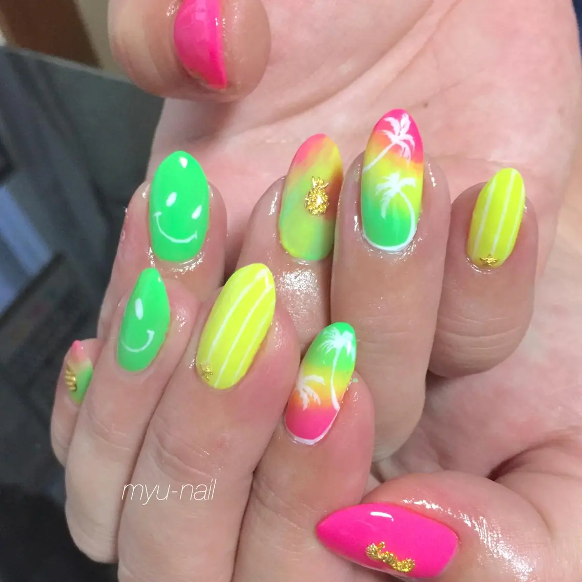 ネイル アートネイル ホームサロン myu-nailのネイルデザイン