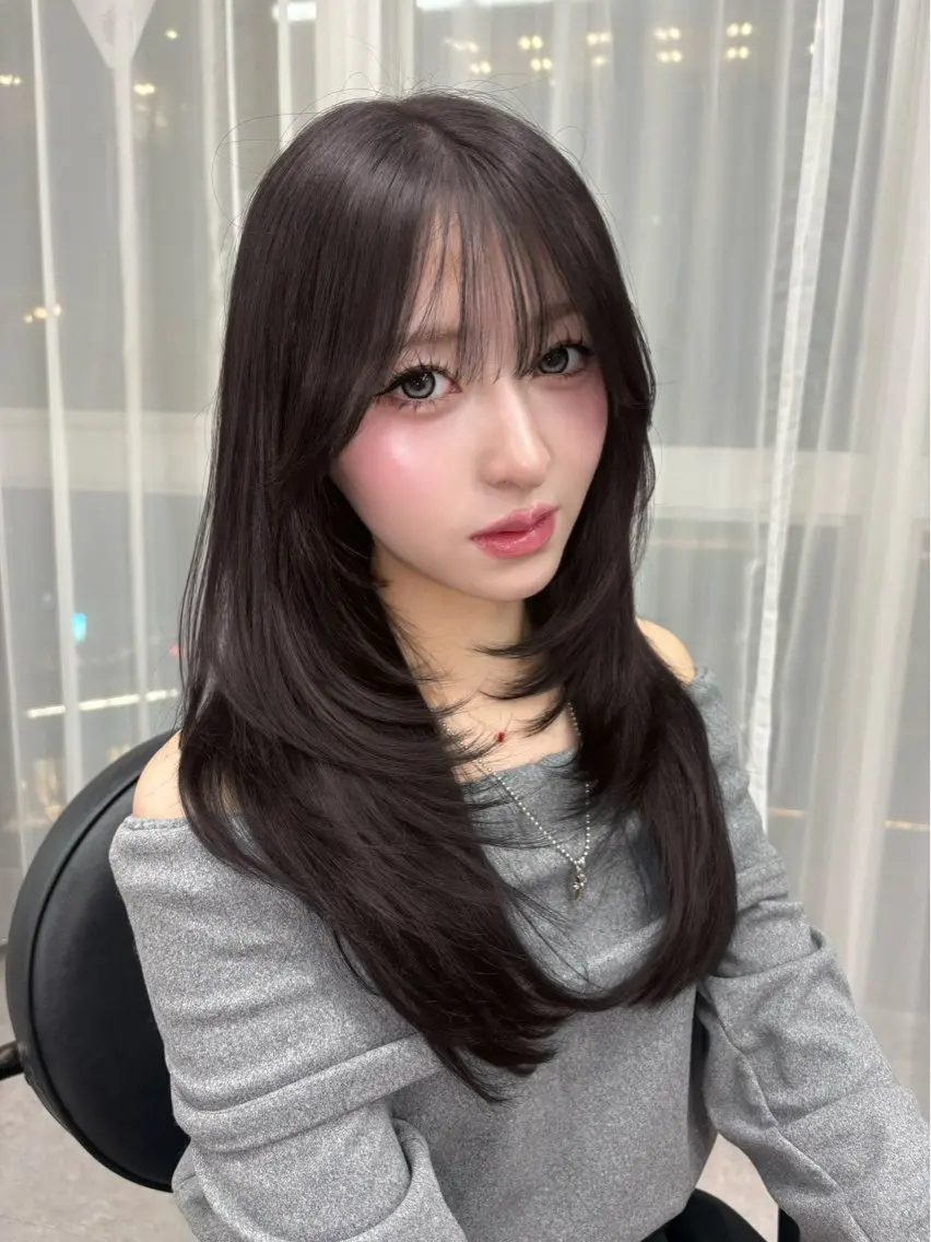 ロング カラー 透明感カラー ダブルカラー グレージュ 顔周りカット 韓国風ヘア ヘアカラー MARIワンホンヘア /透明感/グレージュのヘアスタイル