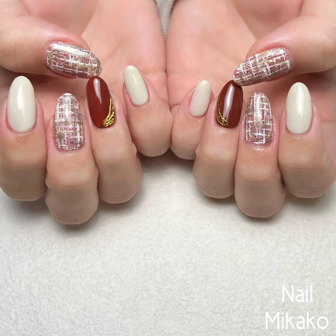 ネイル ボルドー ブラウン ミラーネイル ツイードネイル Nail Mikakoのネイルデザイン