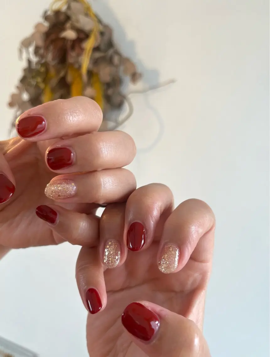ネイル ボルドー キラキラネイル ラメ(グリッター) Hum nail  roomのネイルデザイン