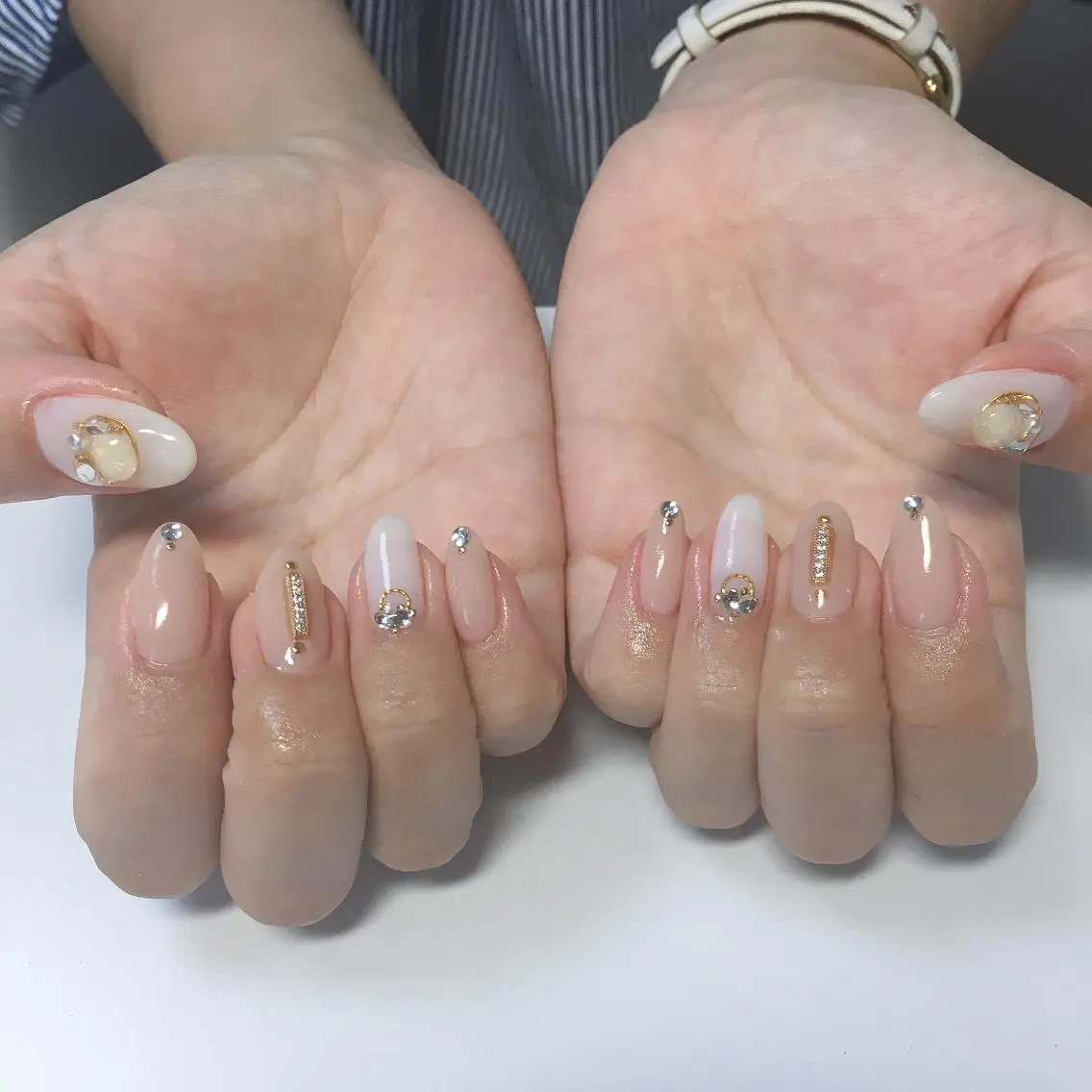 ネイル ハンドネイル Emu Nailのネイルデザイン