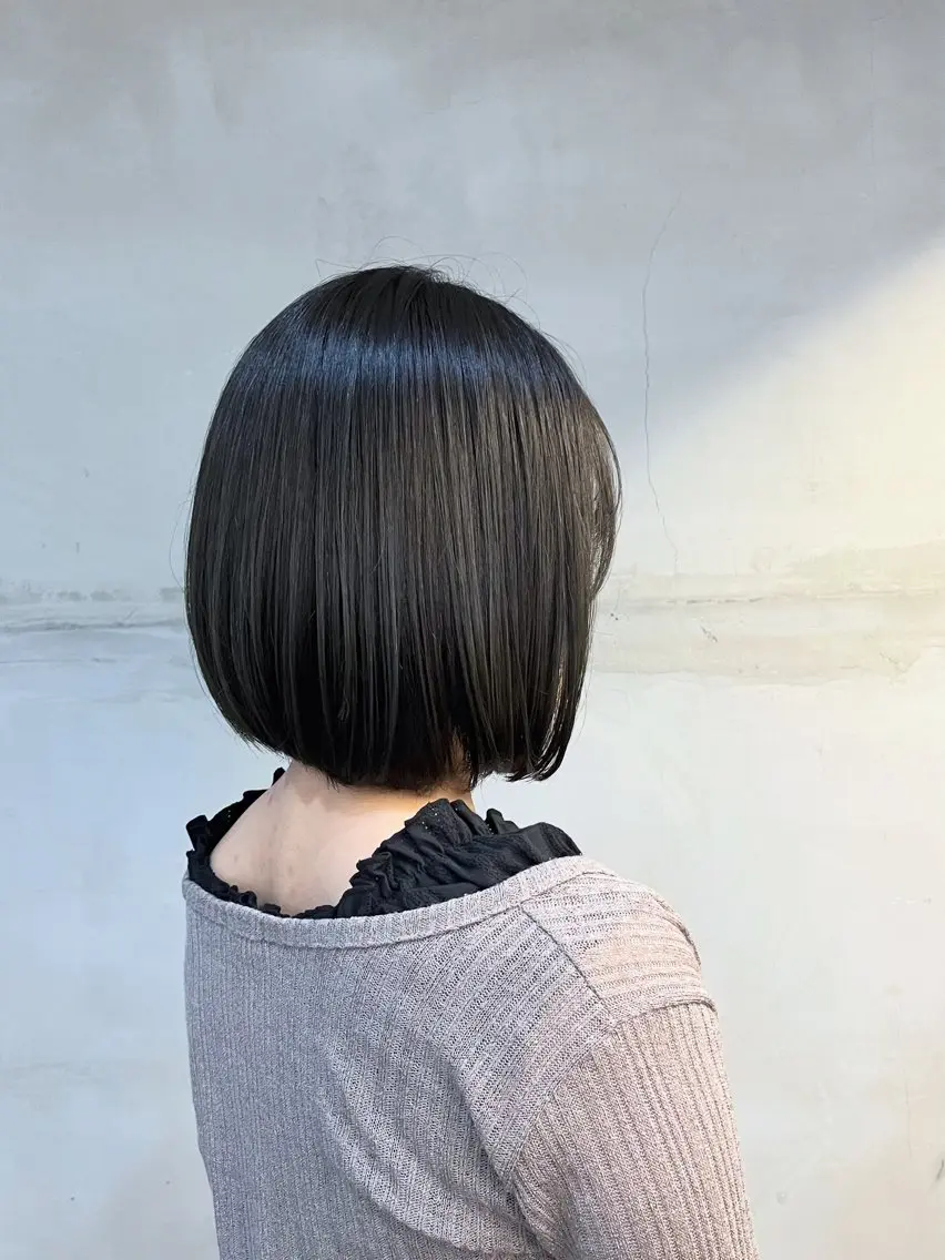 ミディアム 中尾咲音垢抜けカット お任せくださいのヘアスタイル