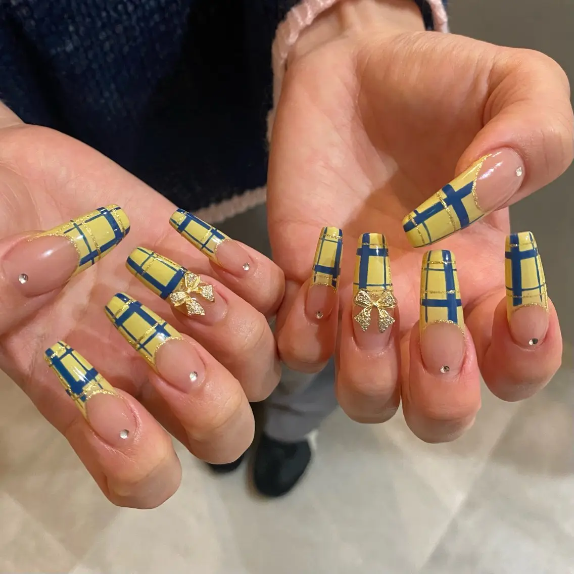ネイル フレンチネイル ロングネイル 🎀FLORANZ 🎀MIKAのネイルデザイン