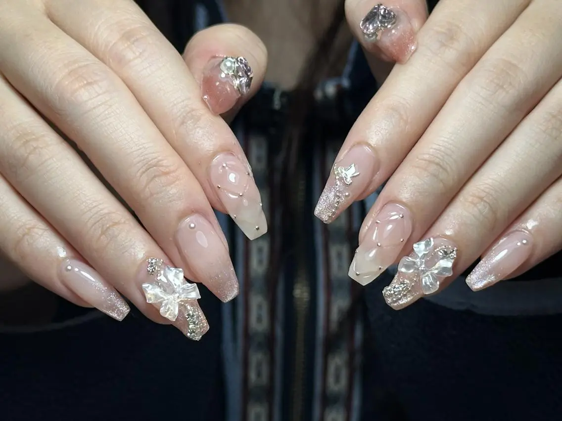 ネイル ハンドネイル 🎀 KiKi_nailのネイルデザイン