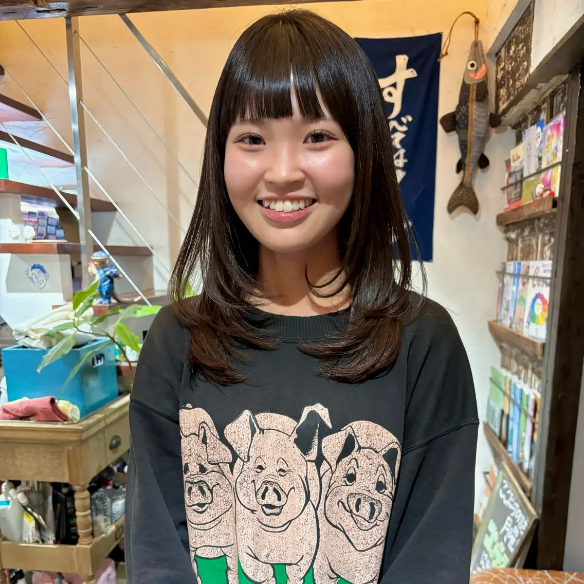 ミディアム レイヤーカット カット 大石 朱純のヘアスタイル