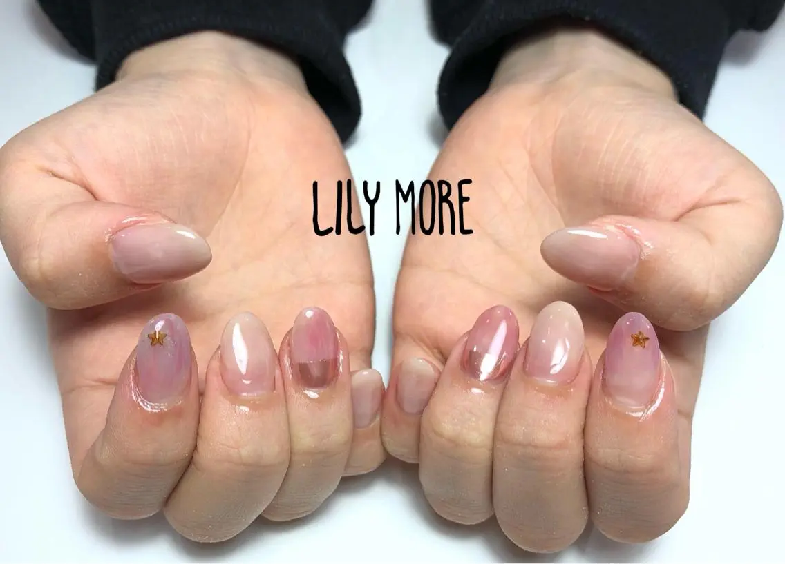 ネイル ニュアンスネイル Lily closetのネイルデザイン