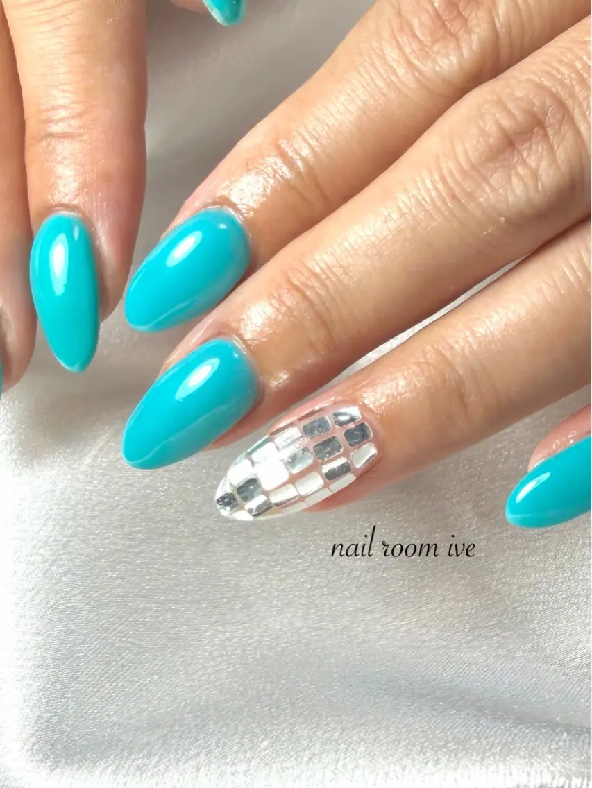 ネイル nail room IVEのネイルデザイン