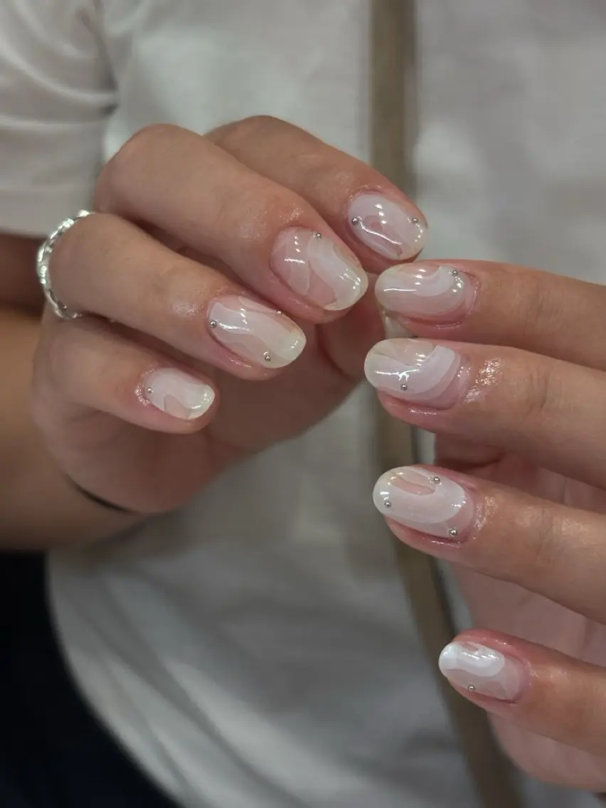 ネイル 持ち込み シンプルネイル ハンドネイル Mochizuki Saishaのネイルデザイン